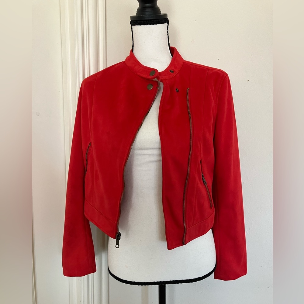 XS Banana Republic Red